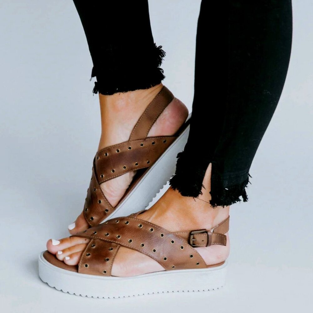 Roan By Bed/Stu Sandals "Euc"